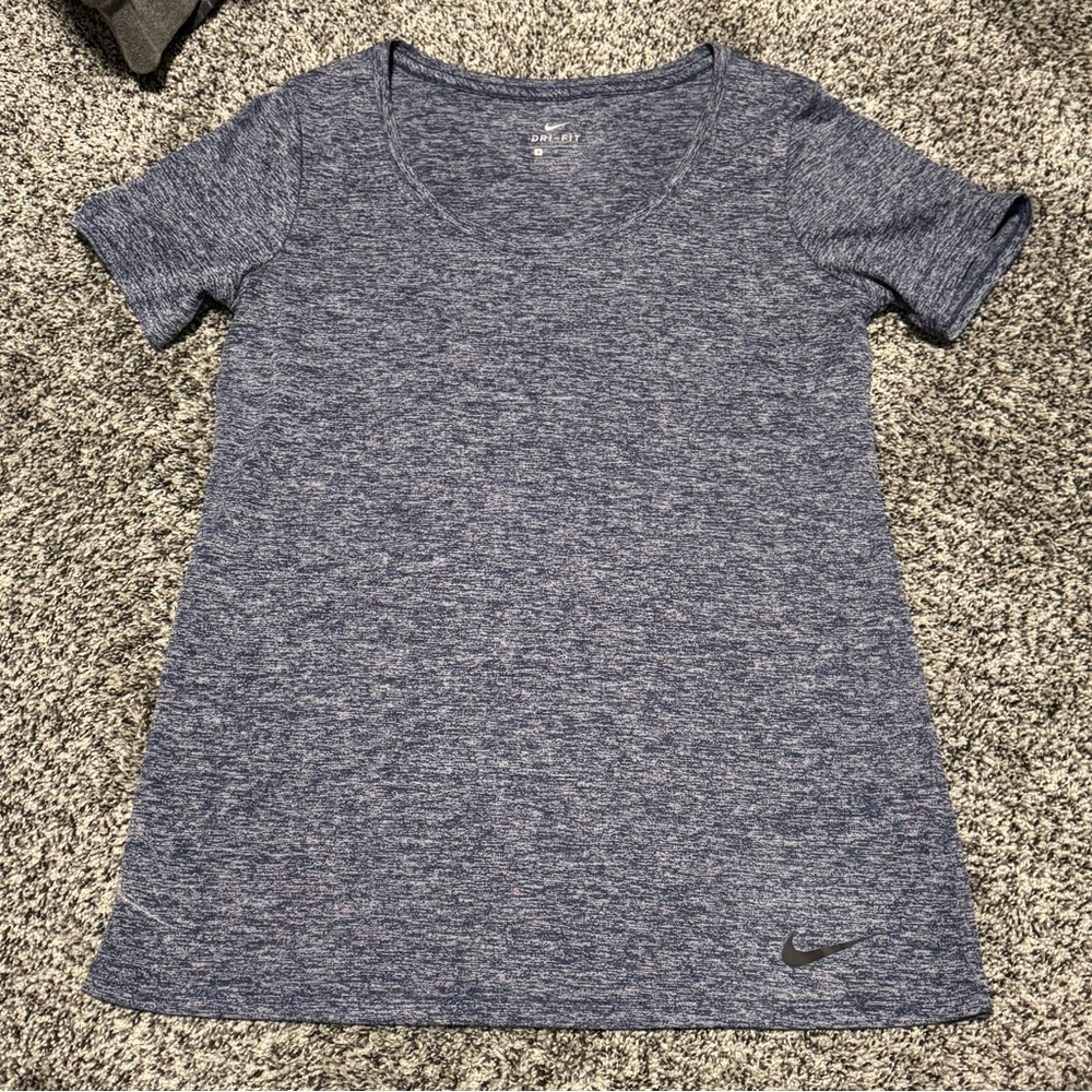 Small Nike women’s dri-fit shirt